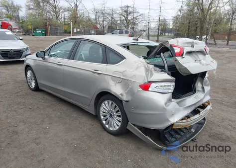 2015 Ford Fusion Hybrid Se z USA, uszkodzony, nr VIN 3FA6P0LU6FR210606